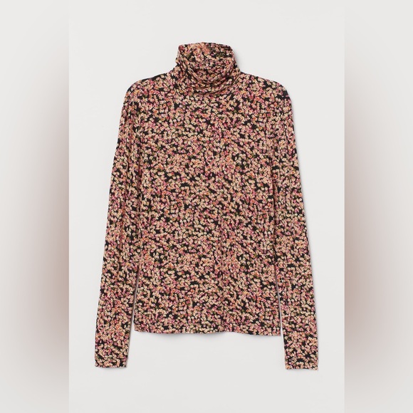 H&M Tops - H&M Floral Long Sleeve Turtleneck